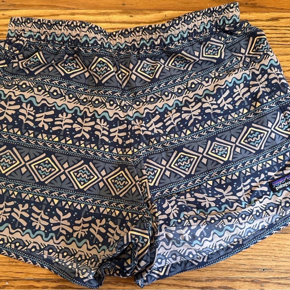 Patagonia Women's Geometric Pattern Shorts - Blue and Tan